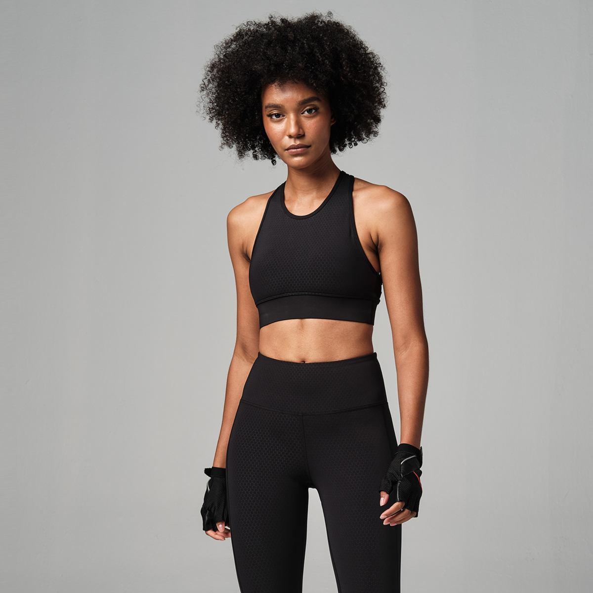 Make The Cut Cut-Out Branded Bra Z11