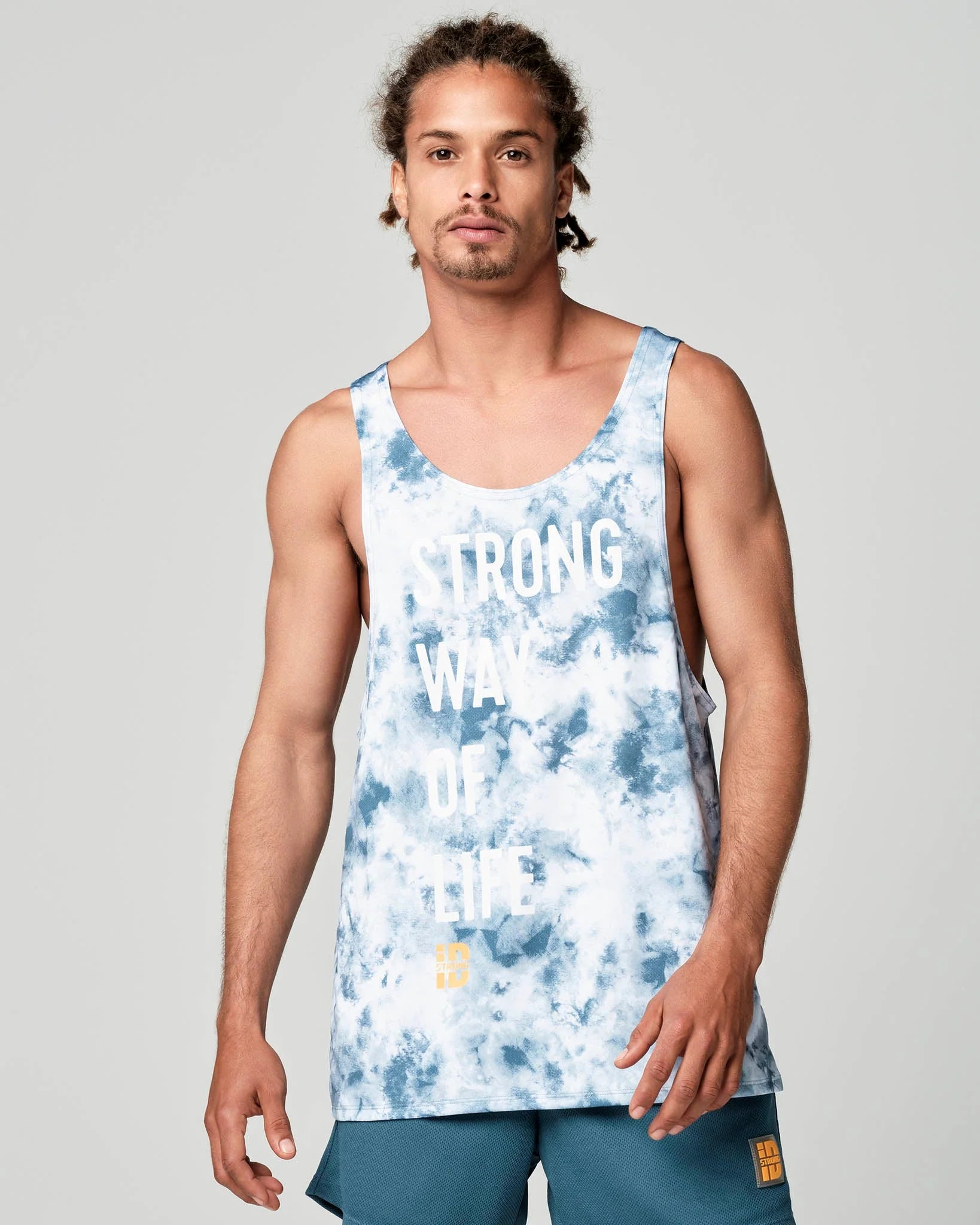 Strong Everyday Tank B14