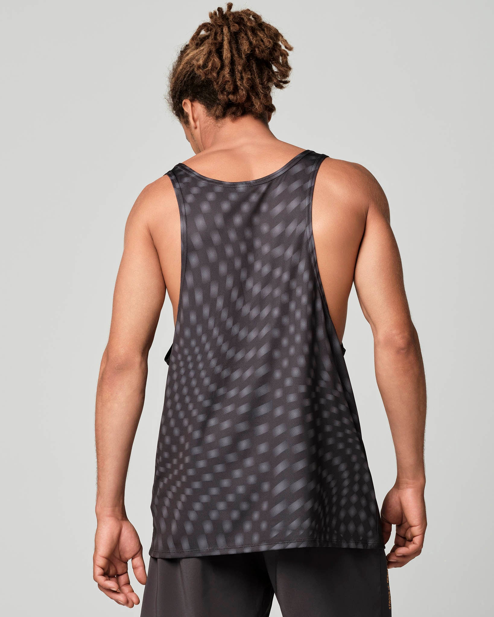 Strong Everyday Tank B14