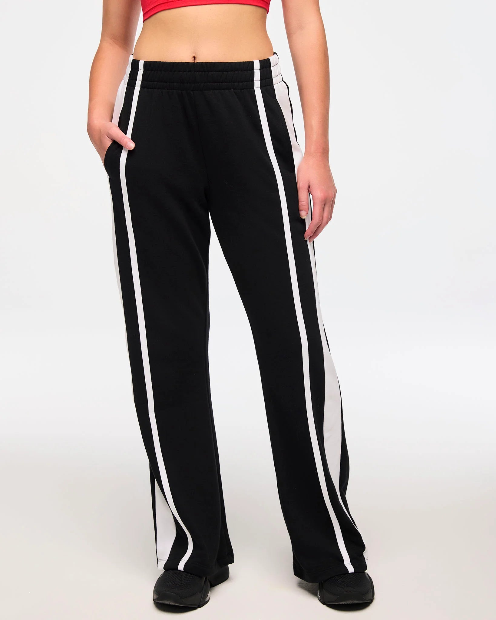 Zumba Haus Knit Flared Leg Sweatpants B16
