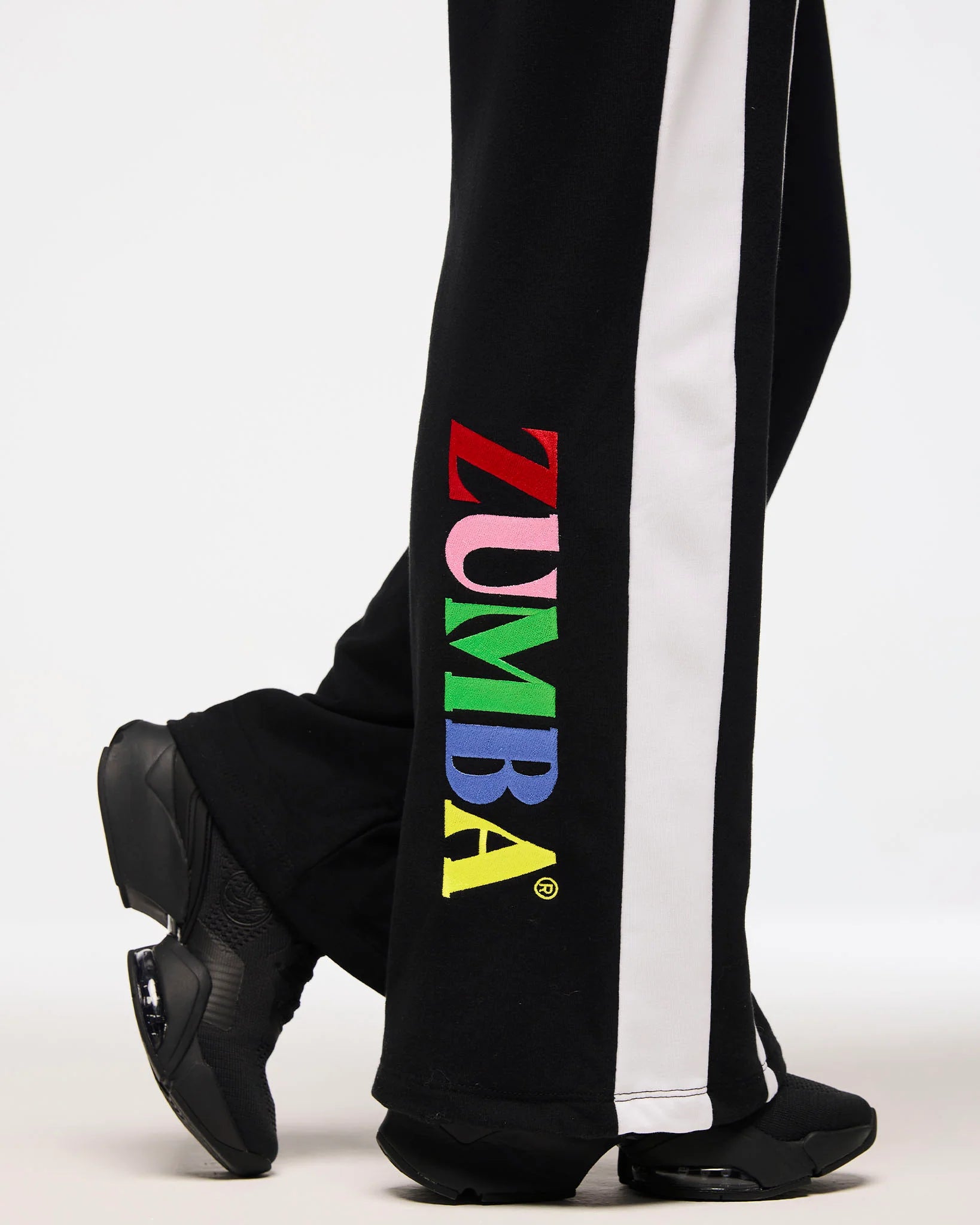 Zumba Haus Knit Flared Leg Sweatpants B16
