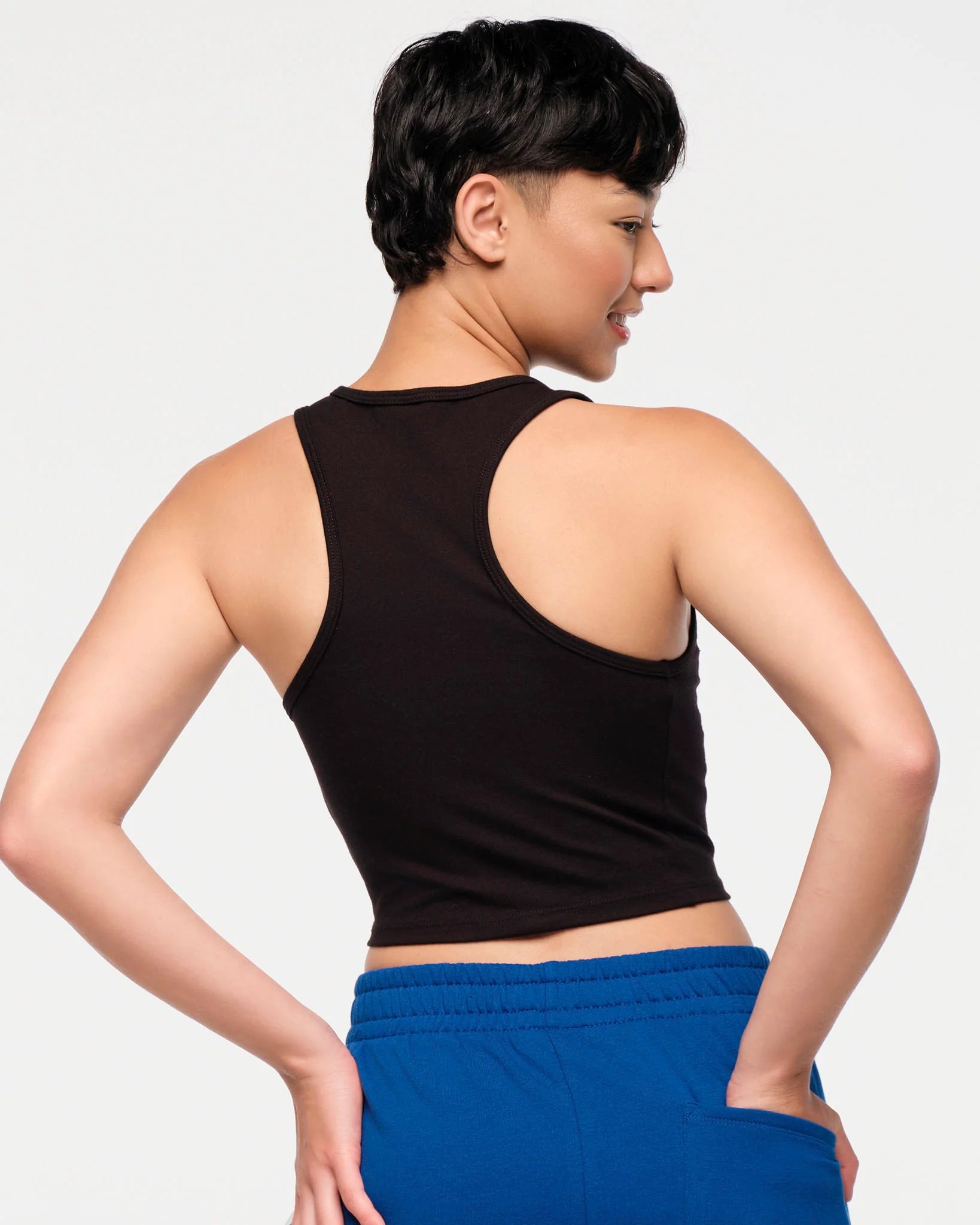 Zumba X Peanuts High Neck Mid Crop Tank B6