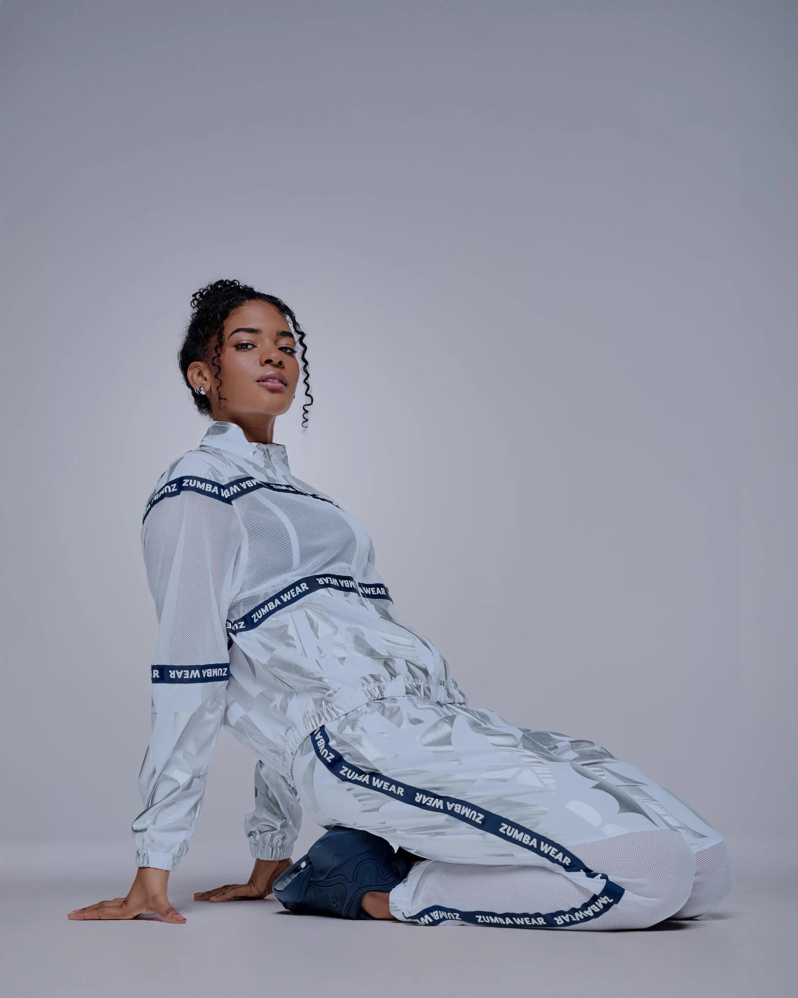 ◆3月新作◆Zumba Out Loud Woven Jacket With Mesh Inserts Zumba Out Loud Woven Jacket With Mesh Inserts B2