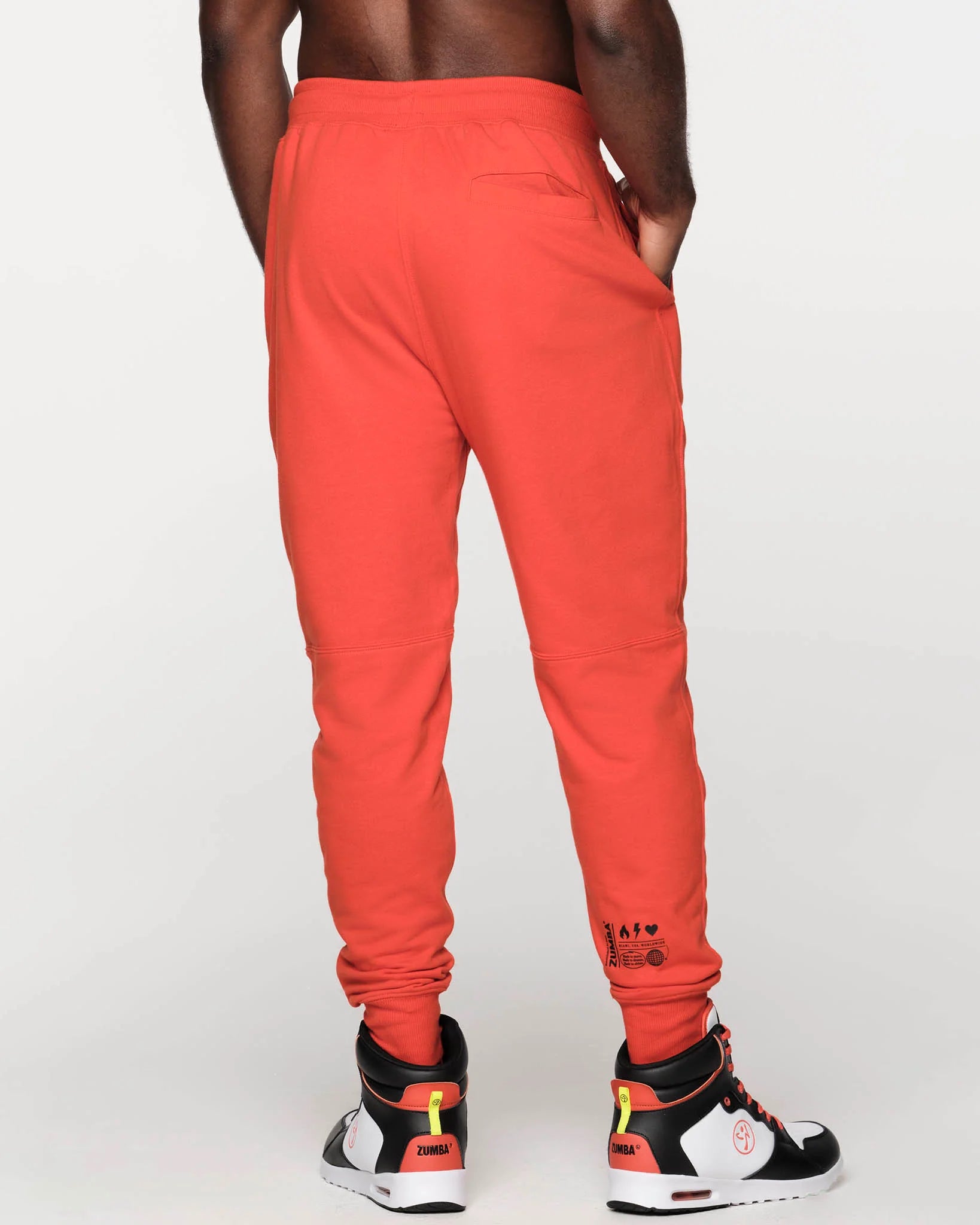 Zumba Move Men's Joggers B8